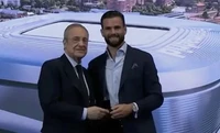 Florentino Perez tỏ lòng kính trọng Nacho Fernandez trong lễ chia tay