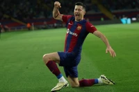 Bàn thắng của Lewandowski khiến Barcelona tiêu tốn 1,25 triệu euro