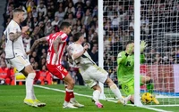 Real Madrid ngược dòng nhờ… VAR. Girona và Barcelona cũng giành chiến thắng