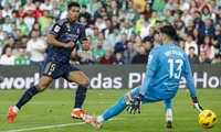 Bellingham lại ghi bàn, nhưng Real Madrid bị cầm hòa tại Betis