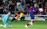 Một chàng thiếu niên khác đã làm nên lịch sử cho Barcelona ở La Liga. Cầu thủ 17 tuổi Marc Guiu ghi bàn ngay trong trận ra mắt đội một để giúp Barca giành chiến thắng 1-0 trước Athletic Bilbao vào Chủ nhật, trở thành cầu thủ trẻ thứ 2 trong thế kỷ này ghi bàn trong trận ra mắt giải đấu hàng đầu Tây Ban Nha.