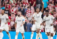 Bellingham ghi bàn trong trận ra mắt Real Madrid