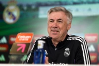 Nếu Carlo Ancelotti thất bại trong việc giành danh hiệu mùa này, việc sa thải ông là điều không tránh khỏi. Lúc đó, ban lãnh đạo Real Madrid sẽ phải lựa chọn giữa 5 HLV có khả năng thay thế: Raul Gonzalez, Zinedine Zidane, Thomas Tuchel, Xabi Alonso và Alvaro Arbeloa.