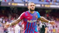 <p>Bất chấp thông tin Barcelona đang sẵn sàng lắng nghe những đề nghị, tiền đạo Memphis Depay tuyên bố anh chưa sẵn sàng rời sân Camp Nou và rất háo hức với mùa giải mới nhiều thử thách.</p>\r\n