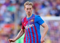 Chủ tịch Barca tuyên bố quyết giữ De Jong