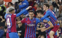 Barca xoa dịu nỗi thất vọng Camp Nou