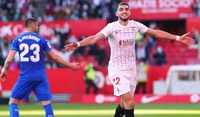 Sevilla kiên trì bám đuổi Real, Atletico quá xa ngôi vương