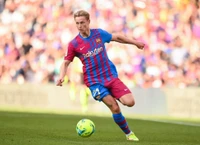 Cha của De Jong: Barcelona cần tiền và có thể bán Frenkie