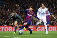 Barca chỉ tiếp tục tinh giảm, Real vẫn không rục rịch