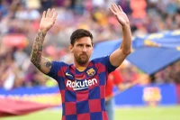 Quá muộn để giữ Messi