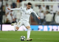 Fede Valverde qua mặt Ronaldo để chiếm ngôi Vua tốc độ ở Real Madrid