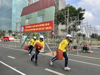 Thi phòng cháy, chữa cháy, nâng cao kỹ năng ngừa cháy nổ mùa cao điểm nắng nóng