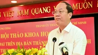 Tìm giải pháp hoàn thiện công tác quản lý đất đai trên địa bàn TPHCM