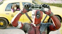 Deadpool 2 soán ngôi Avengers