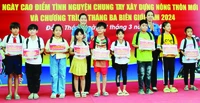 Người trẻ chung tay cải tạo môi trường, xây dựng nông thôn mới