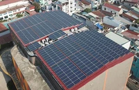 Giảm gần 15 tấn CO2 /năm từ phát triển năng lượng mặt trời mái nhà