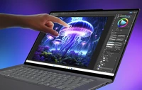 Lenovo với các sản phẩm laptop mới nhất thuộc dòng Lenovo Yoga và Lenovo IdeaPad