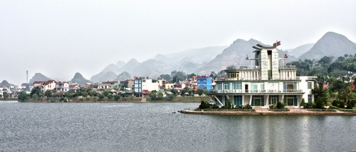 Lai Châu: Bán lẻ hàng hóa và dịch vụ lưu trú, ăn uống, du lịch lữ hành tháng 10/2020 tăng khá so với cùng kỳ