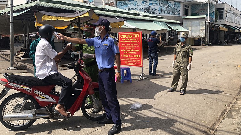  Nghiêm túc thực hiện phòng, chống dịch bệnh 