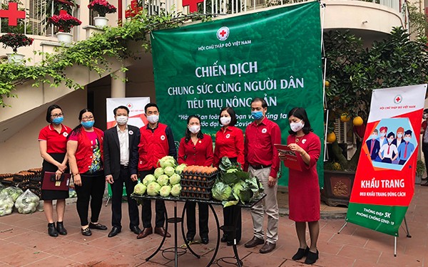  Nhân lên những nghĩa cử cao đẹp 