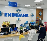 Ngân hàng Nhà nước yêu cầu Eximbank thông tin về vụ đòi nợ thẻ tín dụng 8,8 tỷ đồng