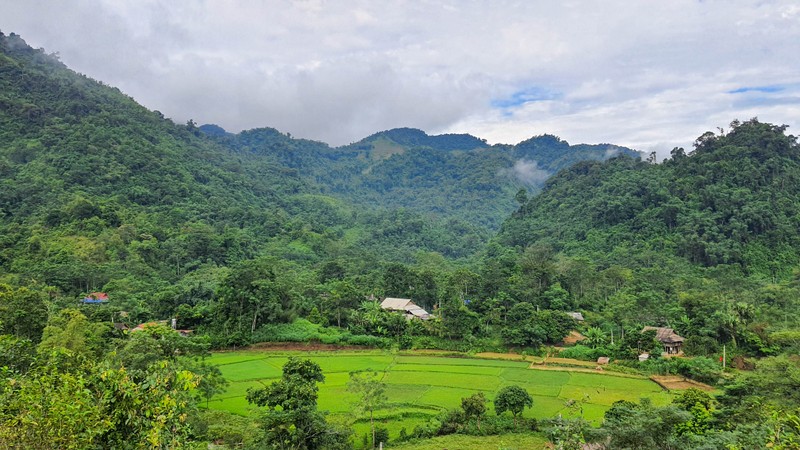  Thiên đường xanh giữa thung lũng hoang sơ 