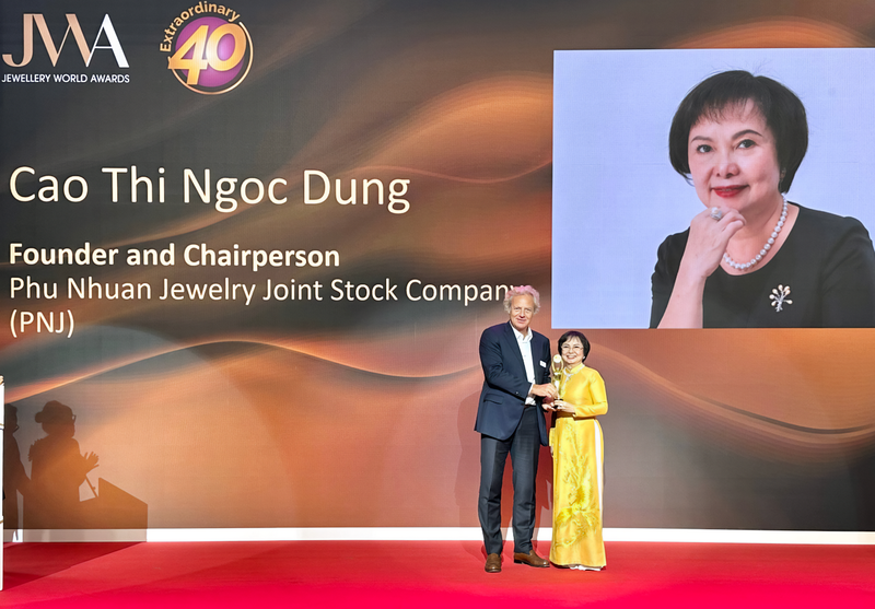  Bà Cao Thị Ngọc Dung được vinh danh trong top 40 biểu tượng kim hoàn thế giới 