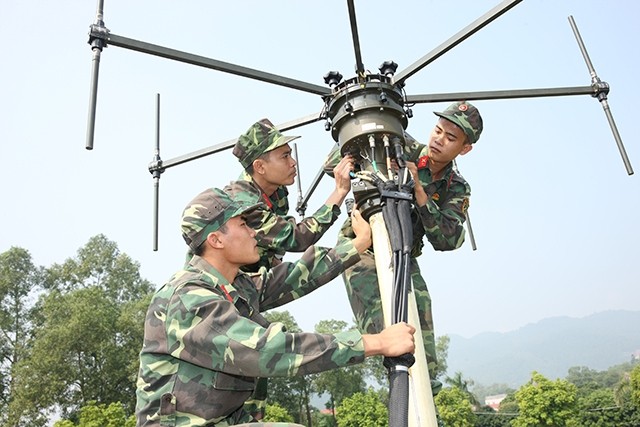  Những người lính trên mặt trận vô hình 