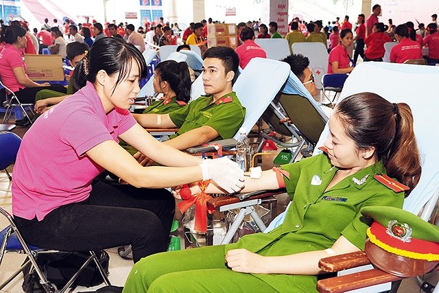  Hãy lan tỏa những mảng sáng! 