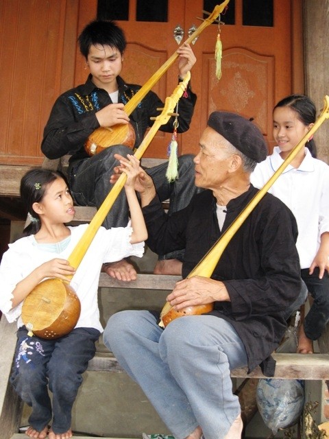  Tâm huyết bảo tồn văn hóa dân tộc 