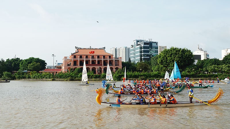  Thành phố Hồ Chí Minh khai thác tiềm năng du lịch đường thủy 