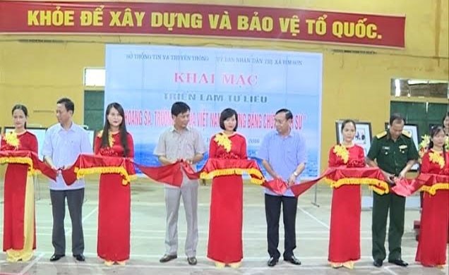  Triển lãm “Hoàng Sa, Trường Sa của Việt Nam - Những bằng chứng lịch sử” 