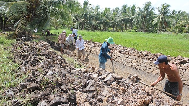  Đầu tư cho thủy lợi vùng đồng bằng sông Cửu Long 