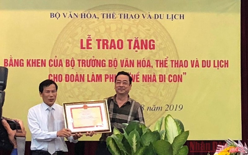  NSND Hoàng Dũng và những vai ông bố “để đời” 