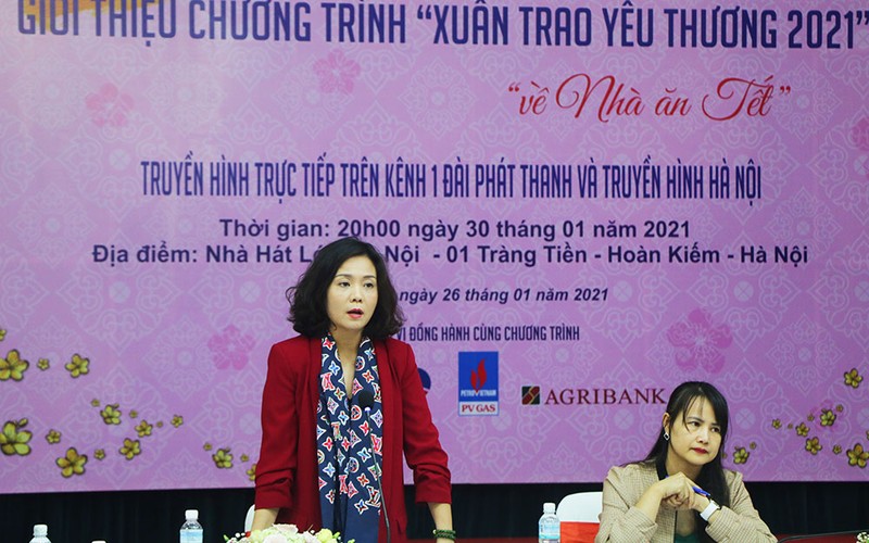  Trao cơ hội “Về nhà ăn Tết” cùng chương trình “Xuân trao yêu thương” 