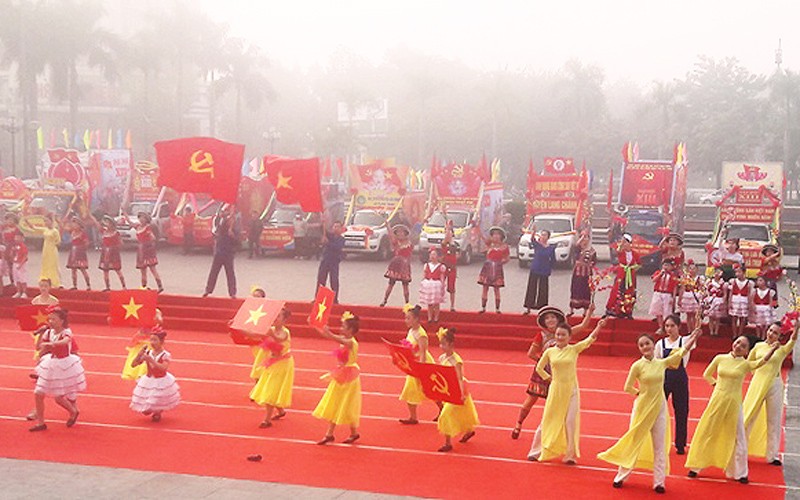  Thanh Hóa tuyên truyền chào mừng đại hội Đảng 