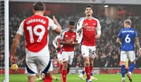 Arsenal vươn lên nhì bảng sau chiến thắng 1-0 trước Ipswich 