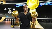 Vinicius giành cú đúp giải thưởng ở Globe Soccer 2024